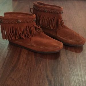 Fringed Moccasin Booties